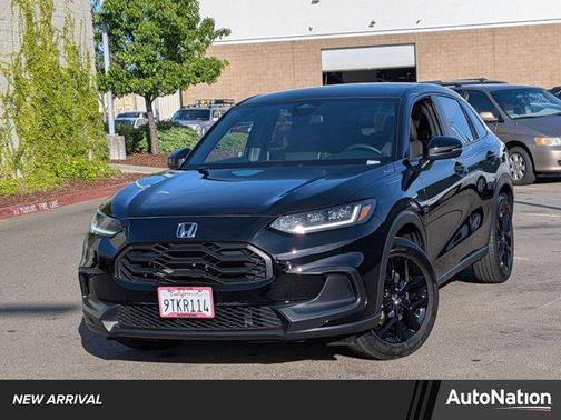 Crystal Black Pearl 2025 Honda HR-V 2WD Sport