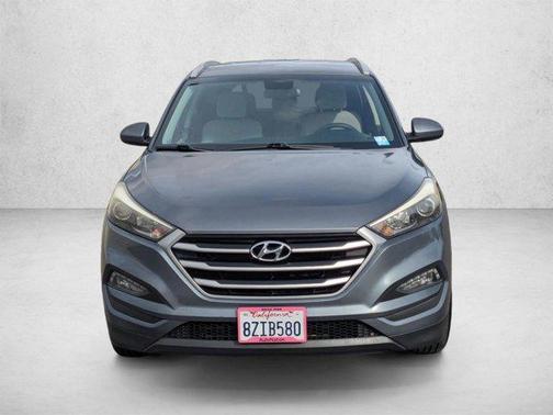 Coliseum Gray 2017 Hyundai TUCSON SE