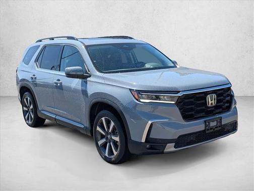 2024 Honda Pilot Touring 8-Passenger