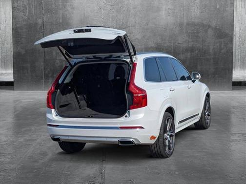 2020 Volvo XC90 Hybrid T8 Inscription 6 Passenger