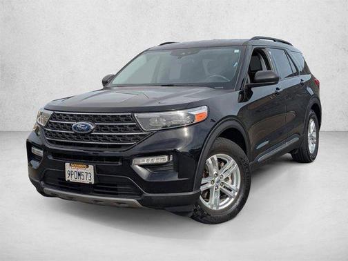 Agate Black Metallic 2023 Ford Explorer XLT