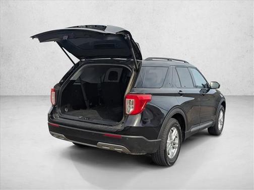 Agate Black Metallic 2023 Ford Explorer XLT