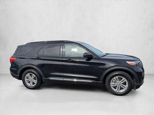 Agate Black Metallic 2023 Ford Explorer XLT