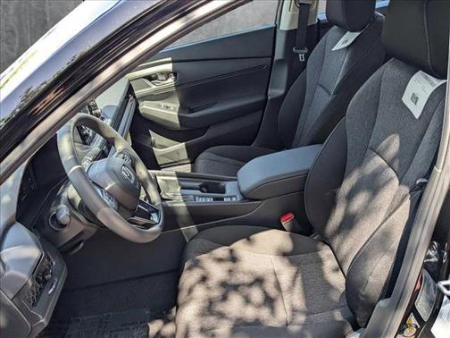 2025 Honda Accord LX 1.5T