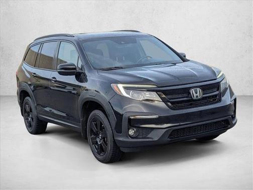 Silver/Gray 2022 Honda Pilot AWD TrailSport
