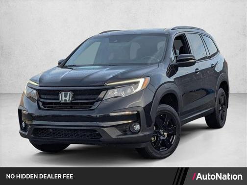 Silver/Gray 2022 Honda Pilot AWD TrailSport