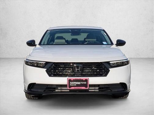 Platinum White Pearl 2026 Honda Accord SE