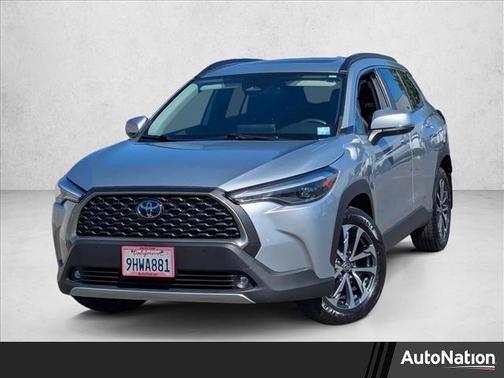 2023 Toyota Corolla Cross XLE