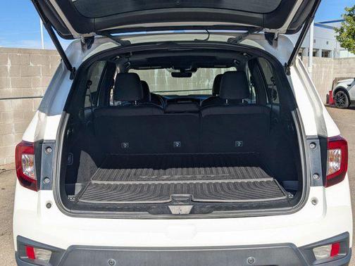 Platinum White Pearl 2023 Honda Passport AWD TrailSport
