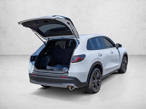 Platinum White Pearl 2026 Honda HR-V AWD Sport