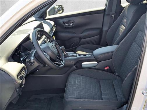 Platinum White Pearl 2026 Honda HR-V AWD Sport