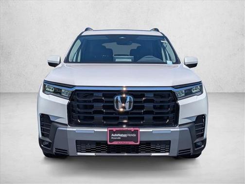 Platinum White Pearl 2026 Honda Pilot Touring 8-Passenger