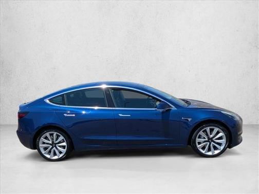 Deep Blue Metallic 2019 Tesla Model 3 Long Range