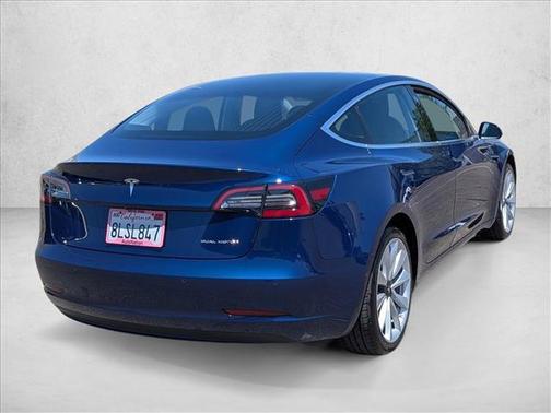 Deep Blue Metallic 2019 Tesla Model 3 Long Range