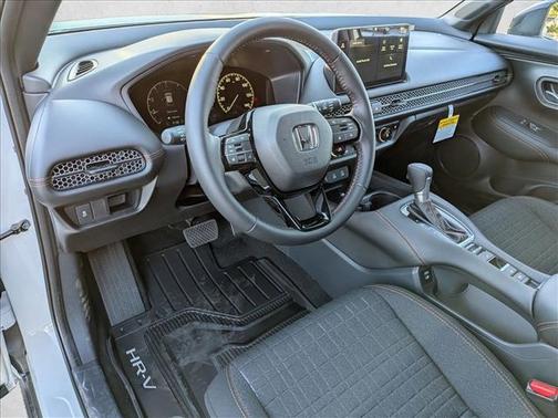 Platinum White Pearl 2027 Honda HR-V Sport