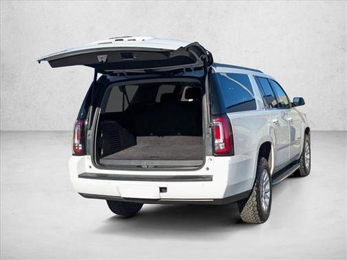 2017 GMC Yukon XL SLT