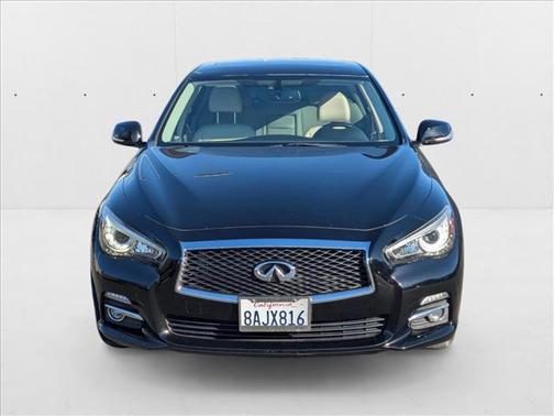 2015 INFINITI Q50 Premium