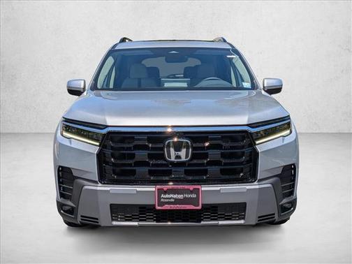 Solar Silver Metallic 2026 Honda Pilot Touring 8-Passenger