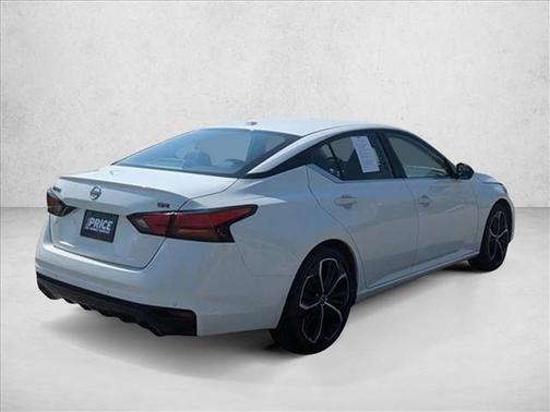 2023 Nissan Altima SR FWD
