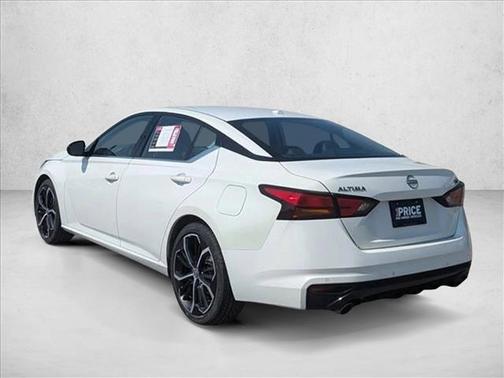 2023 Nissan Altima SR FWD