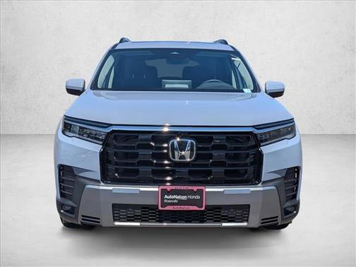 Sonic Gray Pearl 2026 Honda Pilot Touring 8-Passenger