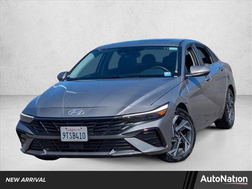 2025 Hyundai ELANTRA HEV Limited