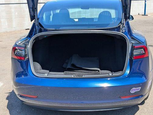 2019 Tesla Model 3 Mid Range