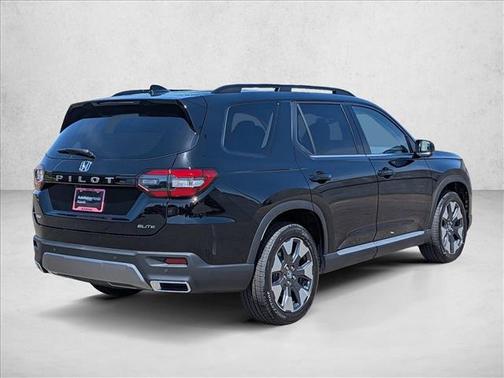 Crystal Black Pearl 2026 Honda Pilot Elite