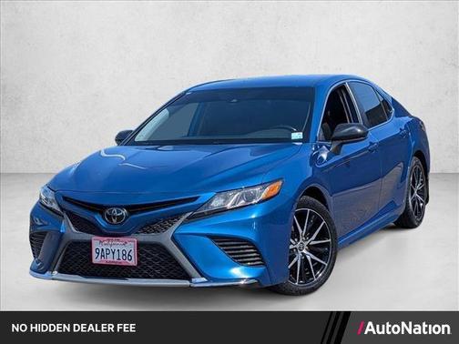 Blue Streak Metallic 2020 Toyota Camry SE