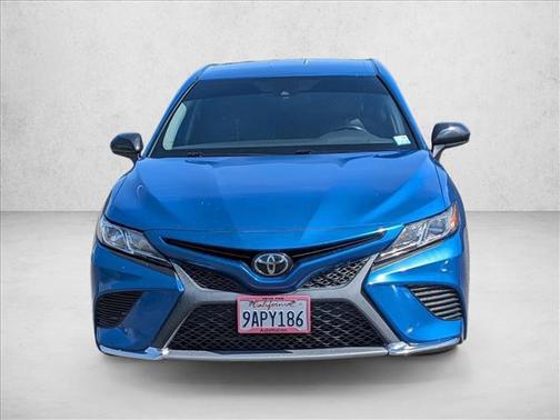 Blue Streak Metallic 2020 Toyota Camry SE