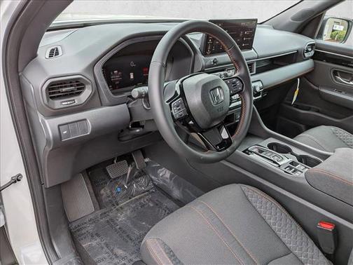 Platinum White Pearl 2026 Honda Pilot Sport