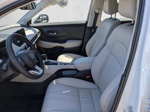Platinum White Pearl 2027 Honda HR-V EX-L