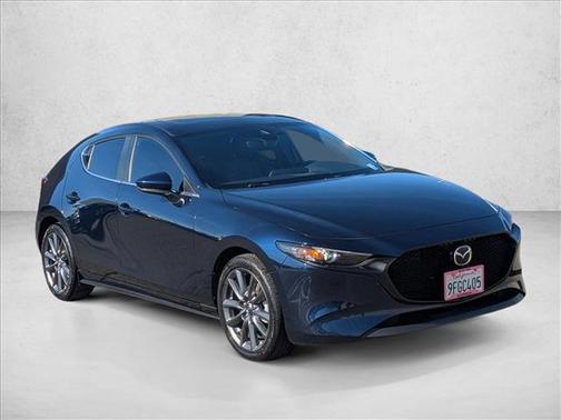 2023 Mazda Mazda3 FWD w/Preferred Package