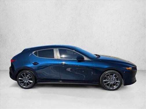 2023 Mazda Mazda3 FWD w/Preferred Package