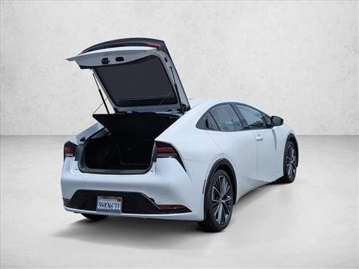 Wind Chill Pearl 2023 Toyota Prius XLE