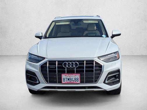 White 2021 Audi Q5 45 Prestige