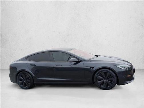 2023 Tesla Model S Standard Range