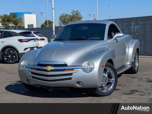 2004 Chevrolet SSR LS