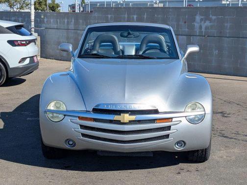 2004 Chevrolet SSR LS