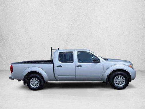 Brilliant Silver 2018 Nissan Frontier SV