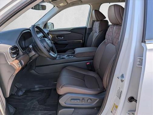 Platinum White Pearl 2026 Honda Pilot Elite