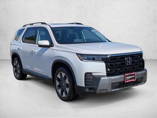 Platinum White Pearl 2026 Honda Pilot Elite