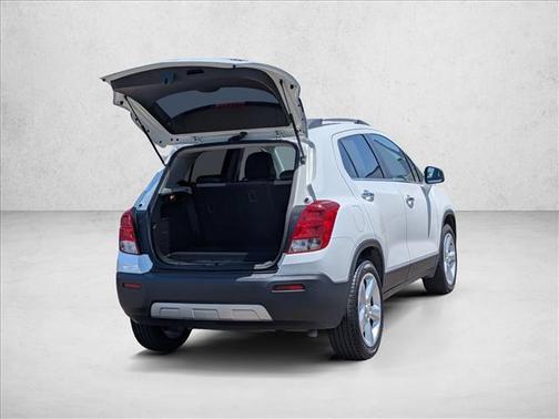 Summit White 2015 Chevrolet Trax LTZ