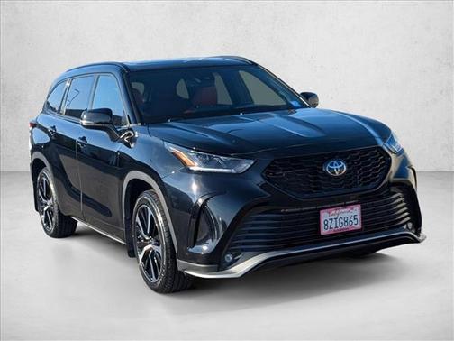 2022 Toyota Highlander XSE