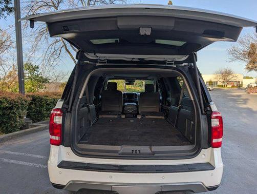 Star White Metallic Tri-Coat 2020 Ford Expedition Max XLT