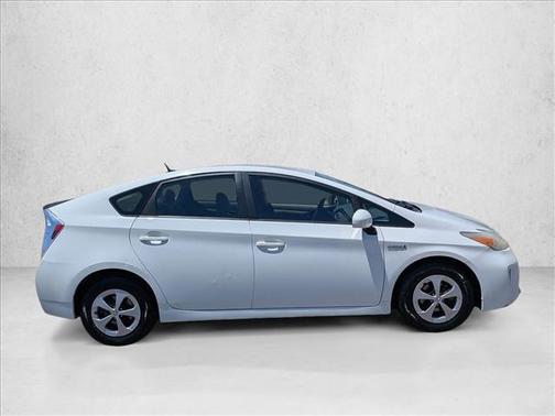 White 2013 Toyota Prius One