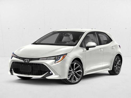 Blizzard Pearl 2019 Toyota Corolla XSE