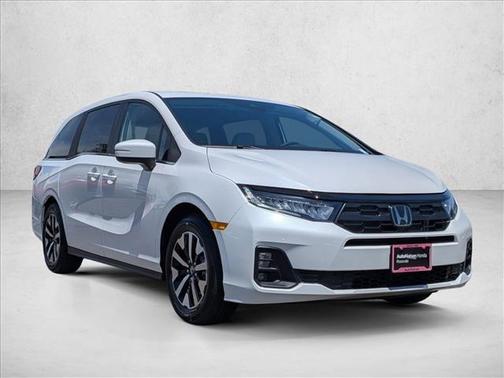 Platinum White Pearl 2026 Honda Odyssey EX-L