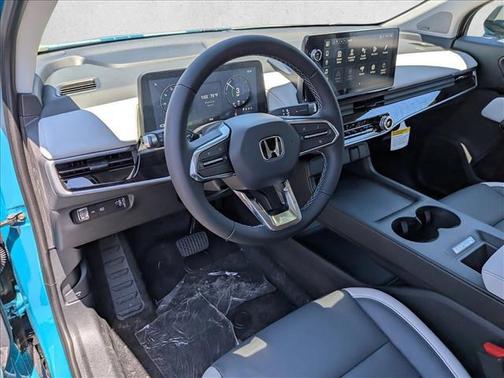 North Shore Pearl 2026 Honda Prologue Touring