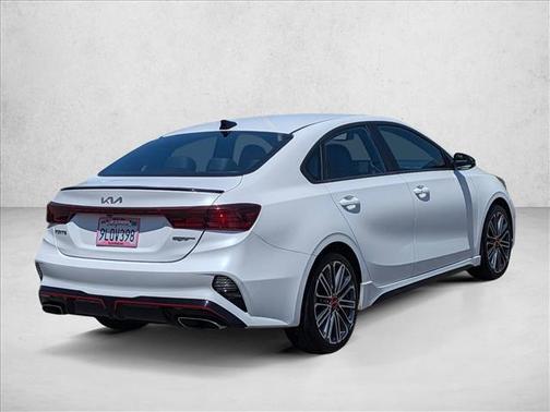 Snow White Pearl 2024 Kia Forte GT
